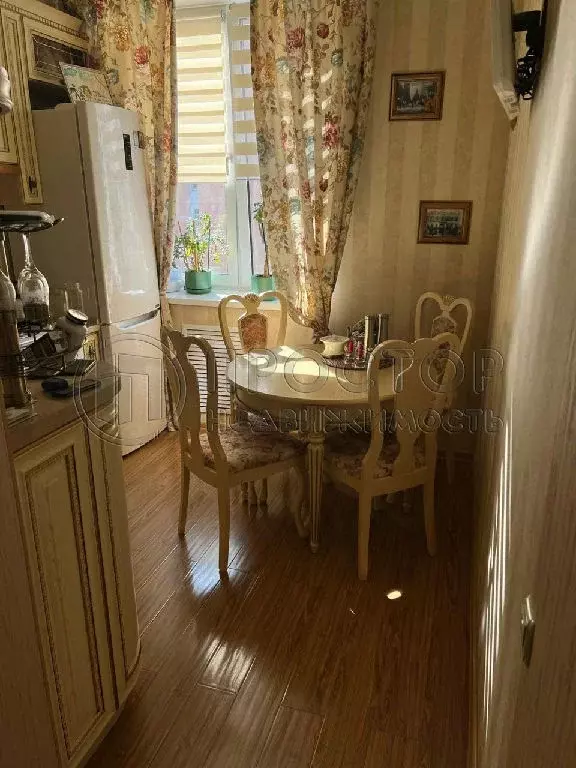 Продается 2-комнатная квартира - Фото 1