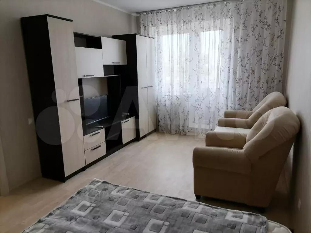 1-к. квартира, 38,5 м, 4/17 эт. - Фото 0