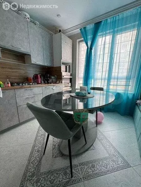 2-комнатная квартира: Геленджик, улица Маршала Жукова, 3к11 (60.5 м) - Фото 1