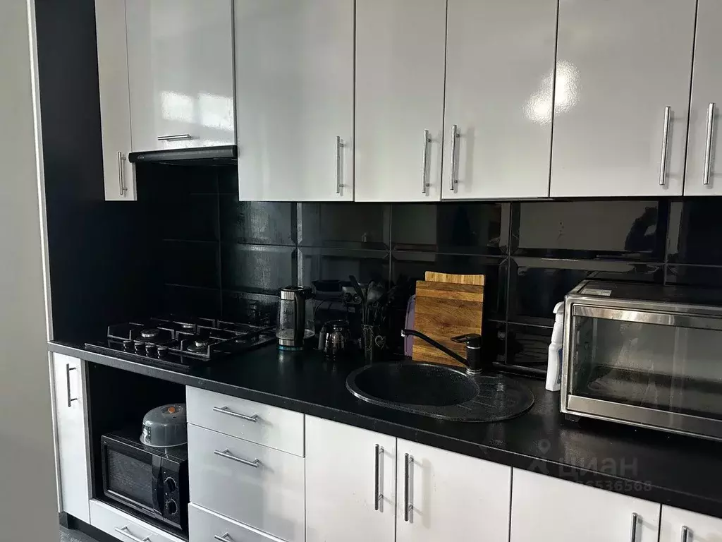 Студия Калининградская область, Калининград Малая Лесная ул. (29.0 м) - Фото 1