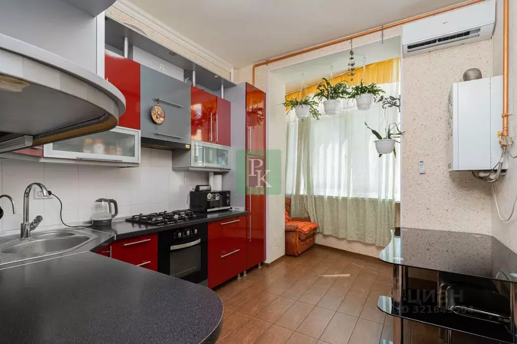 1-к кв. Крым, Симферополь ул. Ростовская, 19Б (45.3 м) - Фото 0