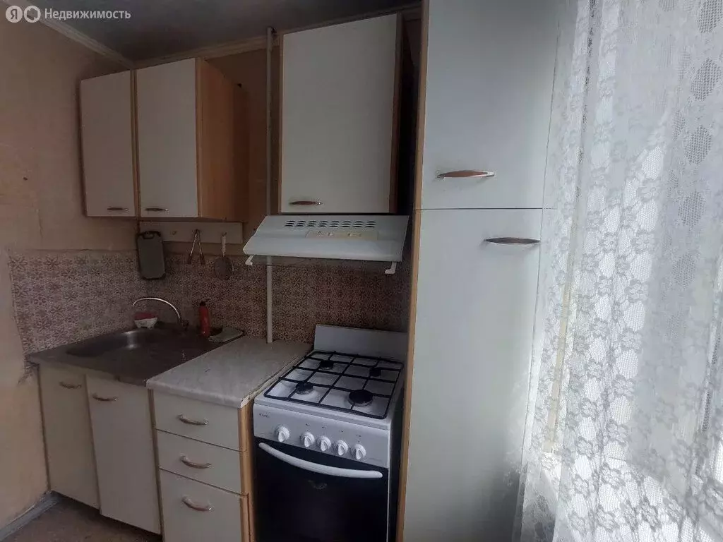 2-комнатная квартира: Тюмень, улица Пермякова, 4 (46.6 м) - Фото 1