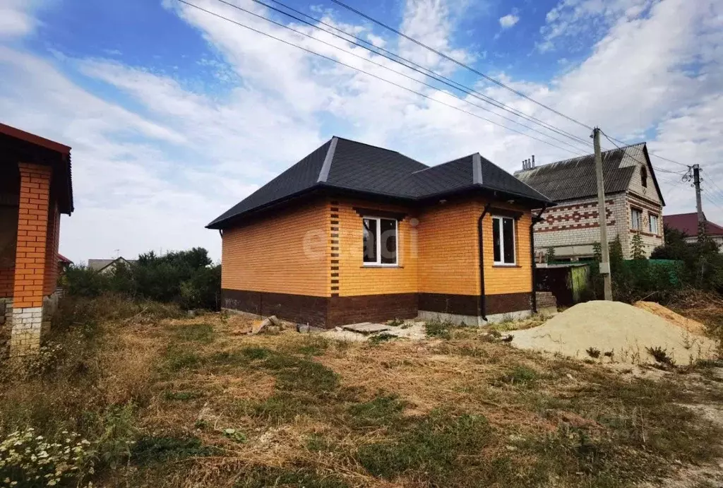 Дом в Липецкая область, Елец ул. 122 Стрелковой Дивизии, 8 (105 м) - Фото 1