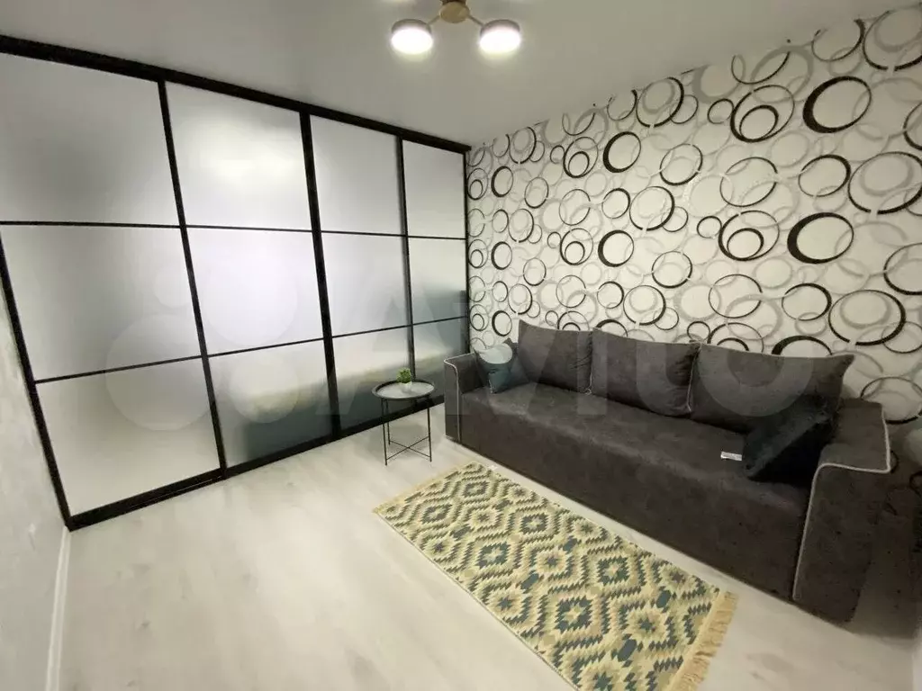 1-к. квартира, 40 м, 10/10 эт. - Фото 1
