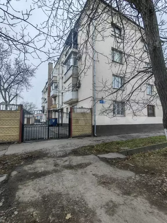 3-к. квартира, 56 м, 4/4 эт. - Фото 0