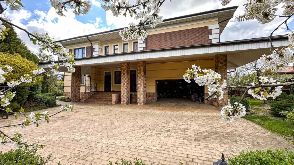 Дом в Москва Крекшино кп, ул. Клубничная, 303 (403 м) - Фото 2