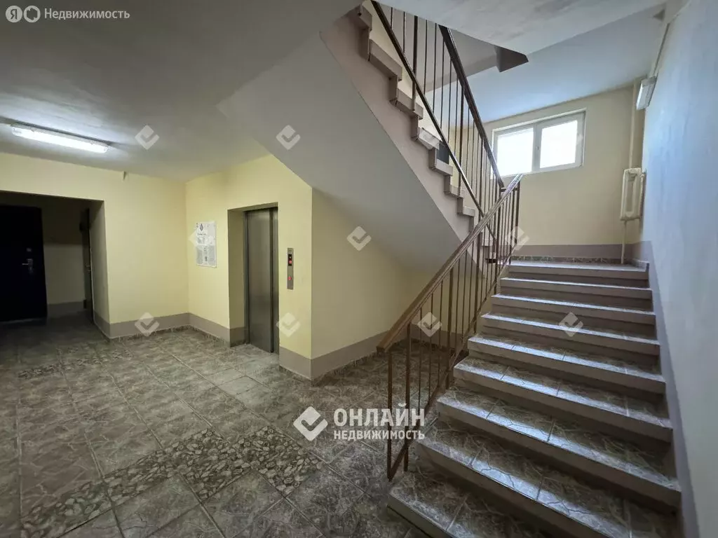 3-комнатная квартира: Южно-Сахалинск, проспект Победы, 63Г (68.7 м) - Фото 1