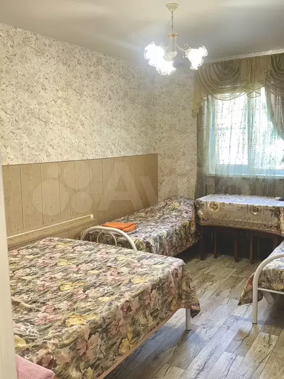 Комната 25 м, 2/2 эт. - Фото 1