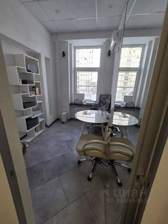 Офис в Москва ул. Большая Полянка, 42С1 (17 м) - Фото 1