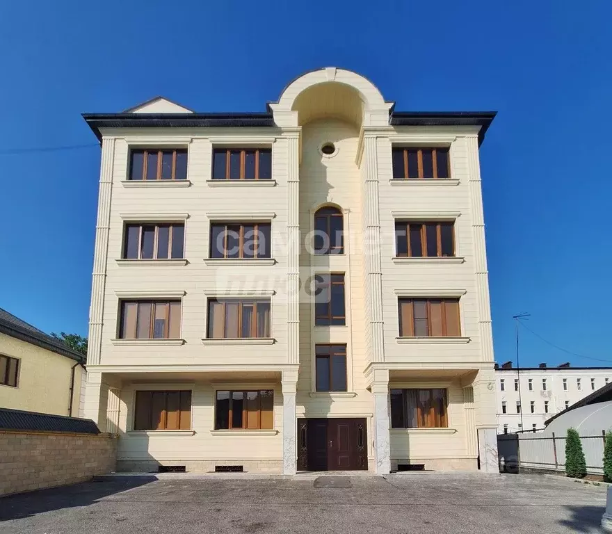 2-к кв. Кабардино-Балкария, Нальчик Балкарская ул., 22 (68.0 м) - Фото 1