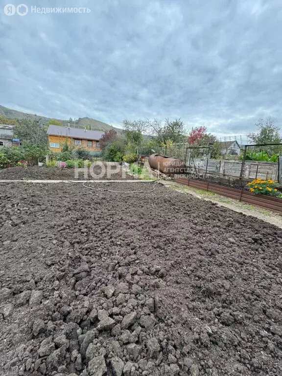 Дом в Республика Башкортостан, Октябрьский (25 м) - Фото 1