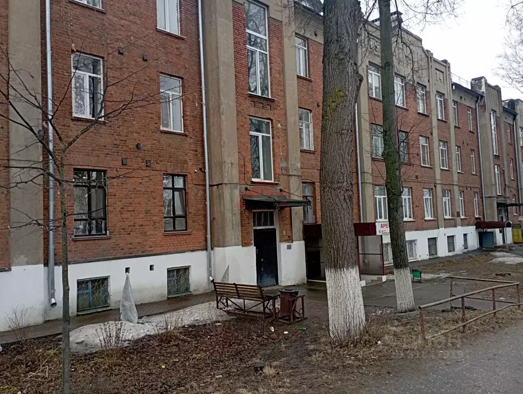 3-к кв. Владимирская область, Кольчугино ул. Ленина, 19 (64.0 м) - Фото 0