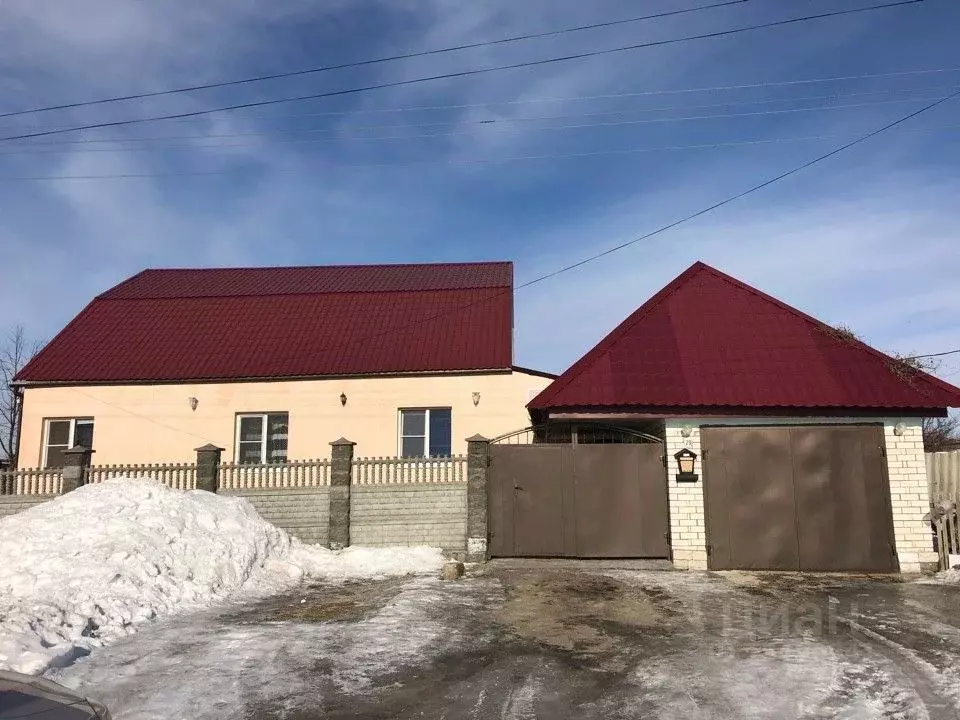 Дом в Саратовская область, Вольский район, Терсинское муниципальное ... - Фото 1