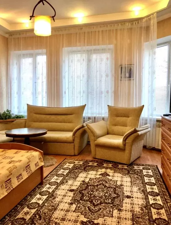2-к кв. Ставропольский край, Кисловодск ул. Чкалова, 5 (57.0 м) - Фото 0