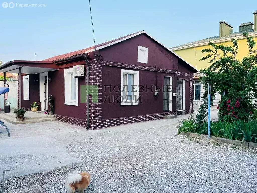 Дом в Евпатория, улица Сытникова (95 м) - Фото 1