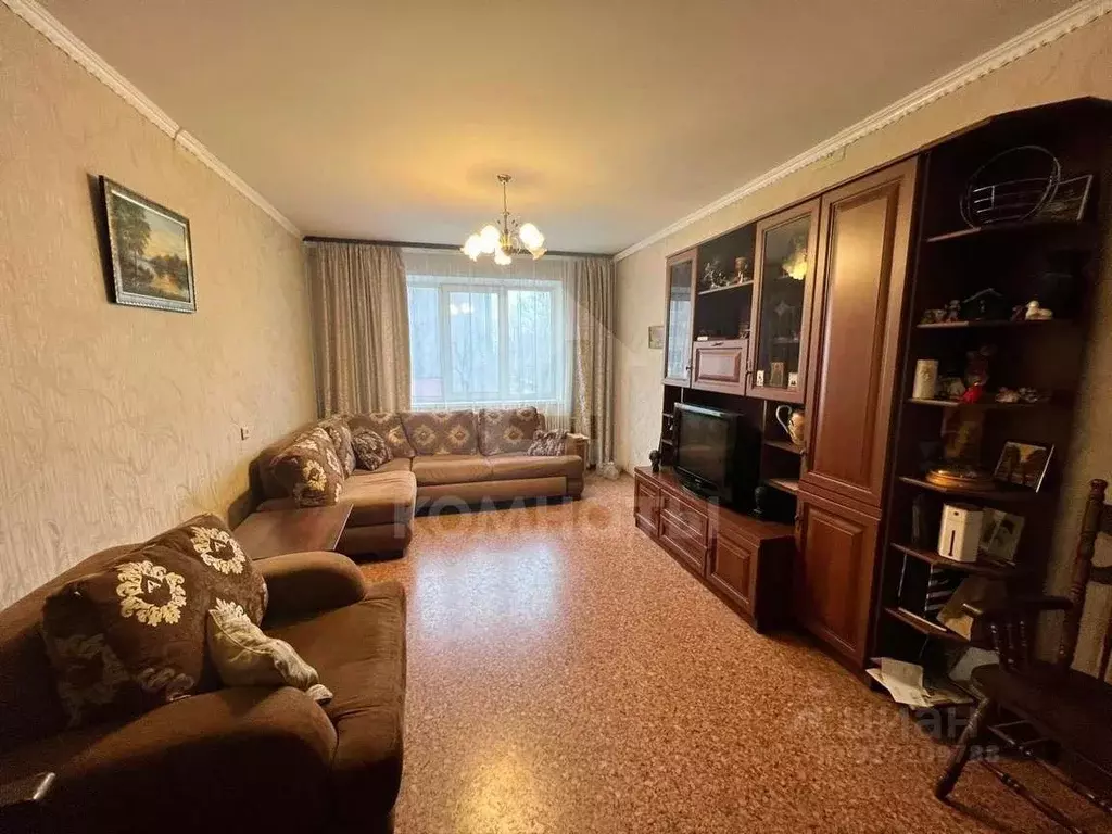 3-к кв. Воронежская область, Воронеж ул. Пирогова, 39 (68.6 м) - Фото 0