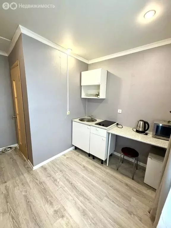 1-комнатная квартира: Казань, улица Короленко, 52А (14 м) - Фото 2
