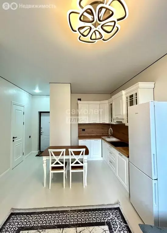 2-комнатная квартира: Грозный, улица Мамсурова, 1 (37 м) - Фото 1