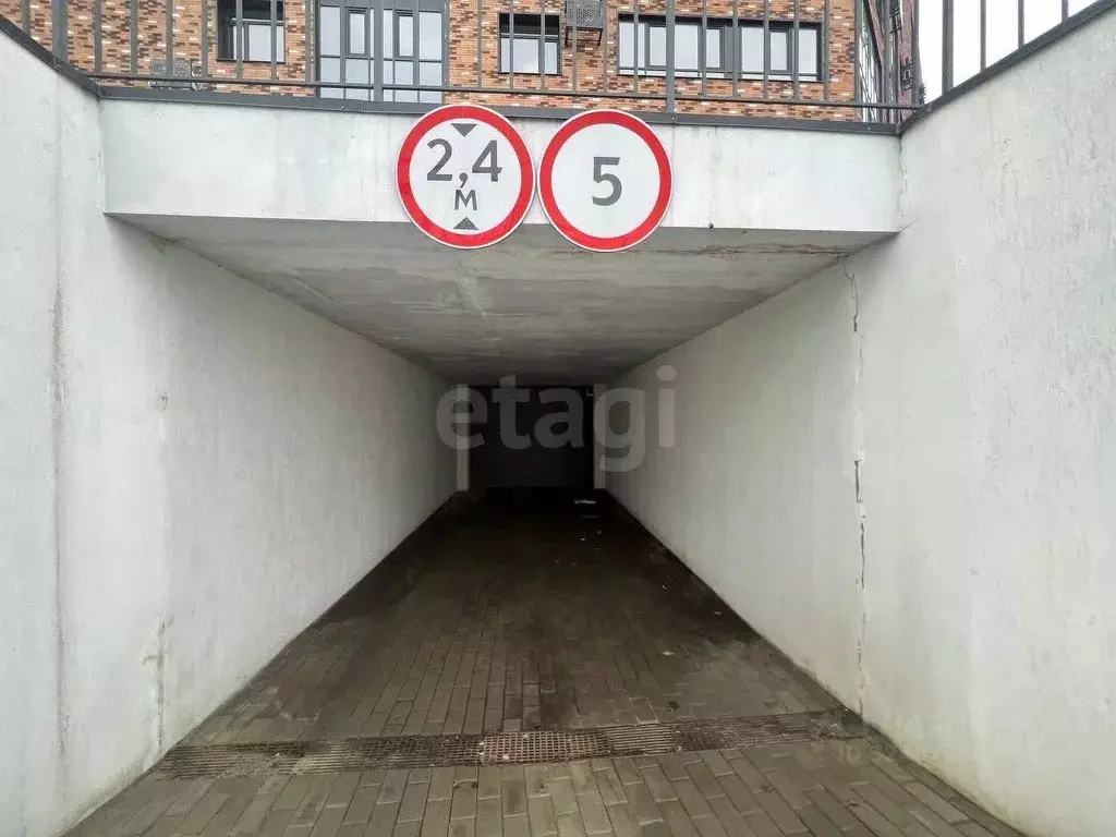 Гараж в Белгородская область, Старый Оскол Космос мкр, 11А (14 м) - Фото 1