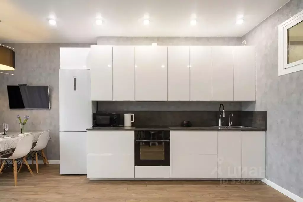 2-к кв. Краснодарский край, Сочи Светлана мкр, ул. Гагринская, 3/8 ... - Фото 2