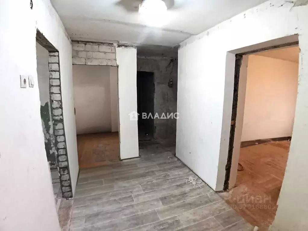 3-к кв. Белгородская область, Белгород Вокзальная ул., 33А (60.8 м) - Фото 2