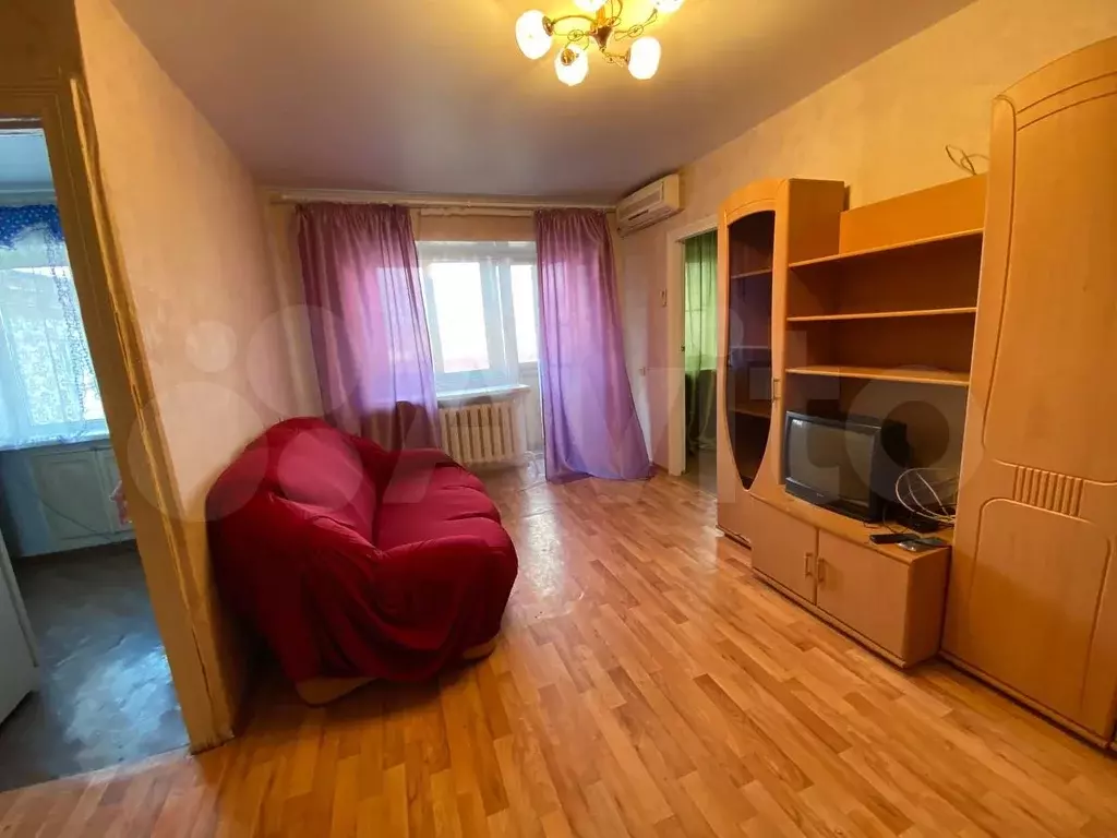 2-к. квартира, 42 м, 5/5 эт. - Фото 1