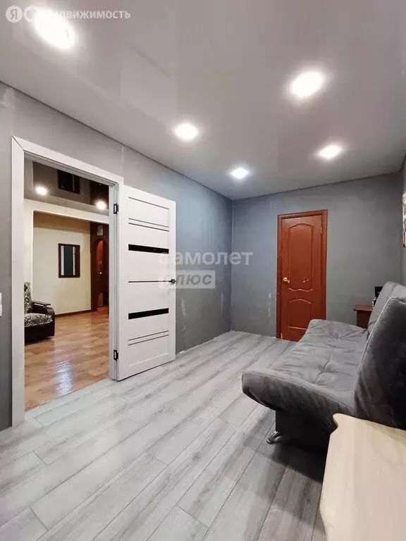 2-комнатная квартира: Дзержинск, улица Гайдара, 69 (43.5 м) - Фото 2