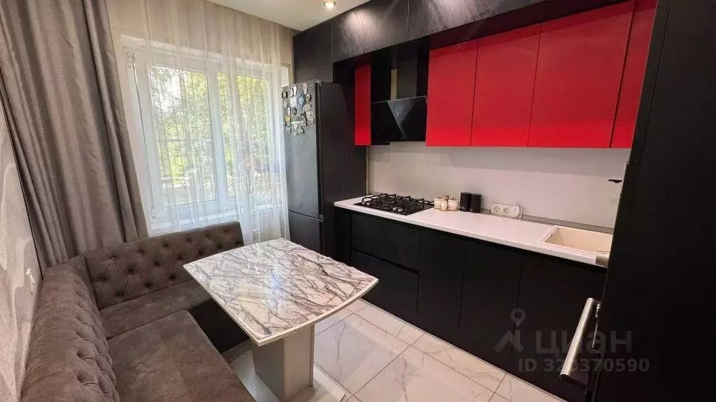 3-к кв. Липецкая область, Липецк 15-й мкр, 25 (62.2 м) - Фото 0
