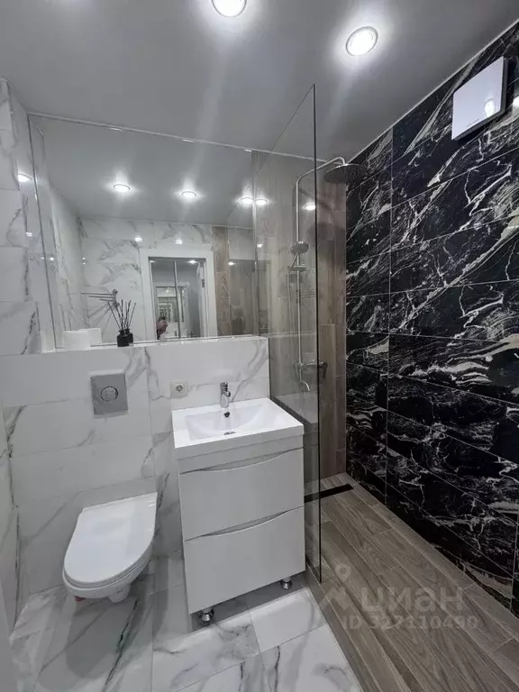 Студия Саратовская область, Саратов Кавказская ул., 22 (38.0 м) - Фото 1