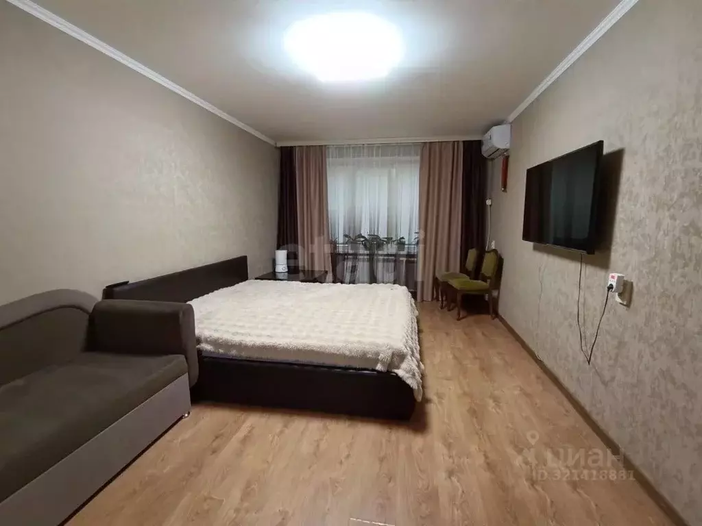 4-к кв. Крым, Симферополь ул. Кечкеметская (80.0 м) - Фото 0
