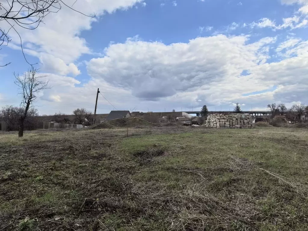 Участок в Волгоградская область, Волгоград 40 лет Октября СНТ, 1-й ... - Фото 0