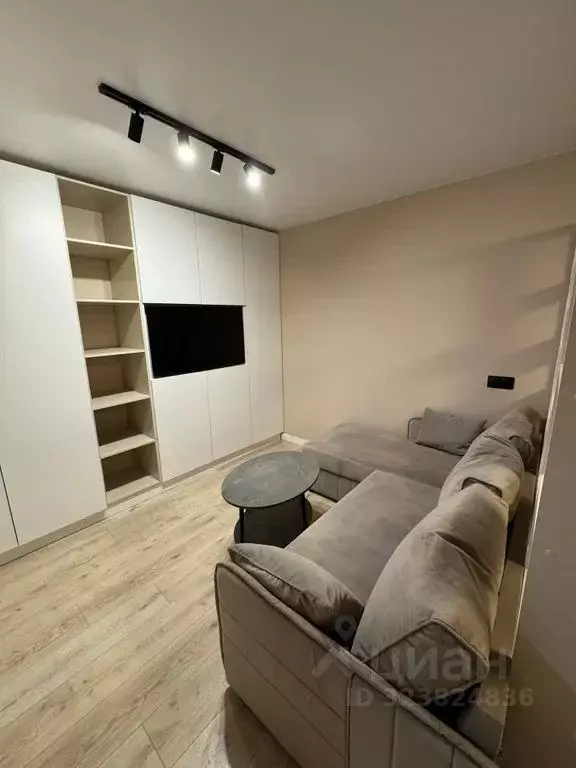 1-к кв. Татарстан, Казань ул. Фатыха Амирхана, 32 (35.0 м) - Фото 2