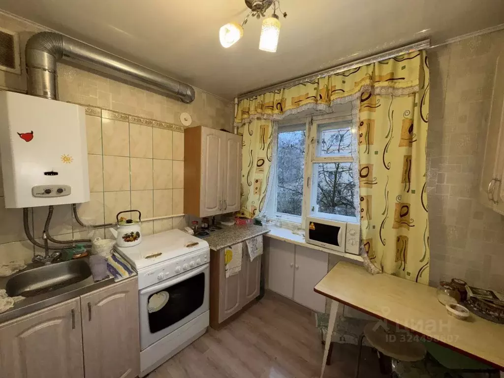 3-к кв. Тульская область, Киреевск ул. Гагарина, 11 (58.9 м) - Фото 1