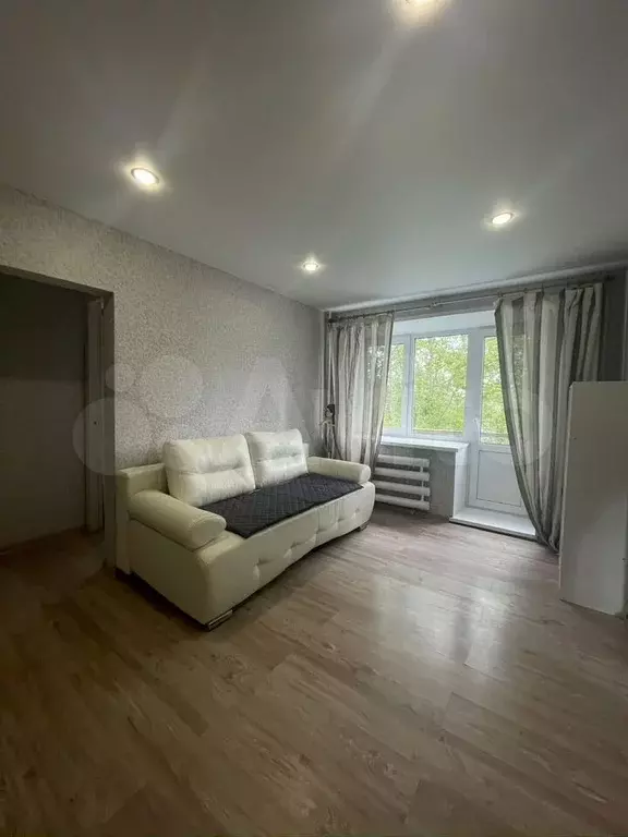 2-к. квартира, 40 м, 5/5 эт. - Фото 0