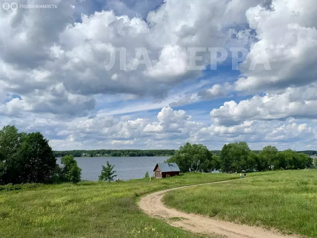 Участок в Тверская область, Конаковский муниципальный округ, село ... - Фото 0