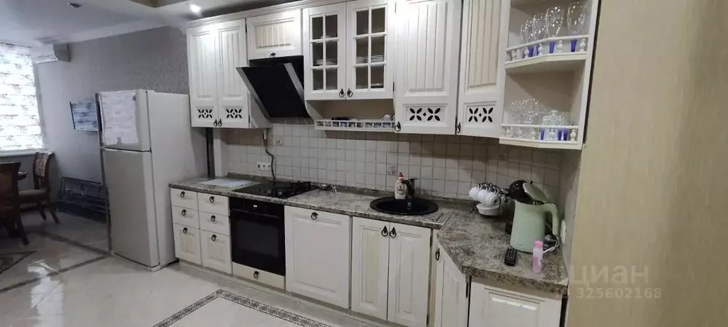 1-к кв. Крым, Феодосия ул. Боевая, 4 (64.0 м) - Фото 1