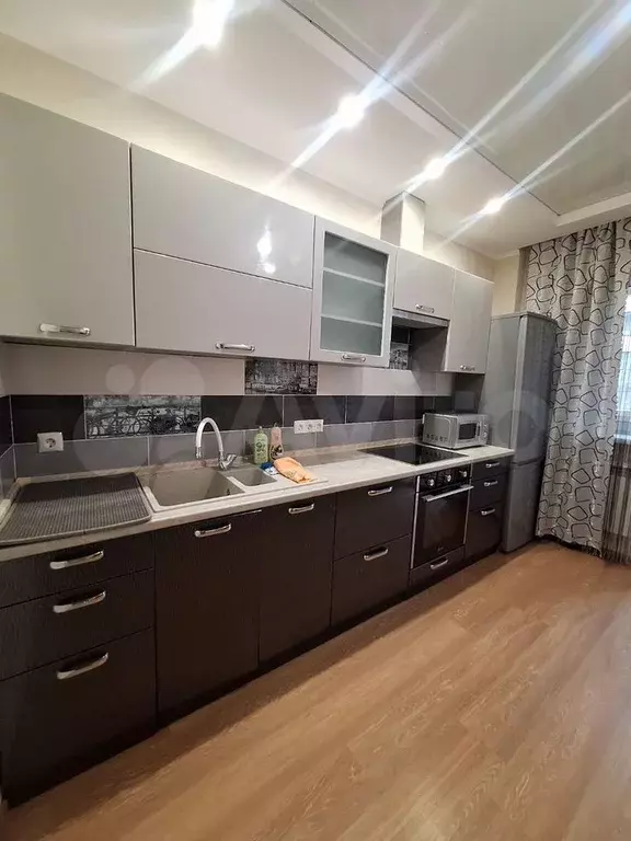 1-к. квартира, 44 м, 7/10 эт. - Фото 1