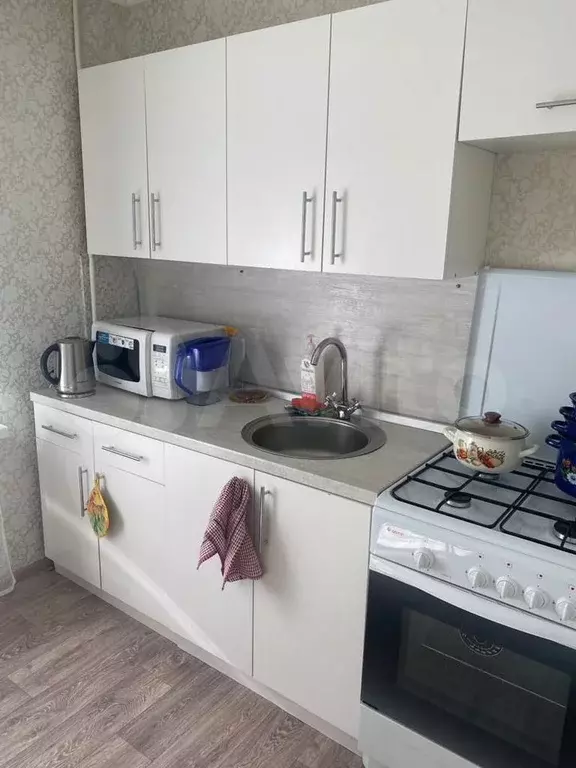 1-к. квартира, 37 м, 1/9 эт. - Фото 1