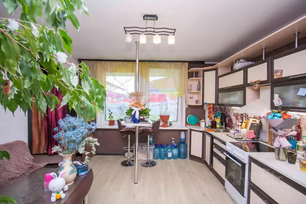 Дом в Сахалинская область, Южно-Сахалинск Молодежная ул., 62 (151 м) - Фото 0