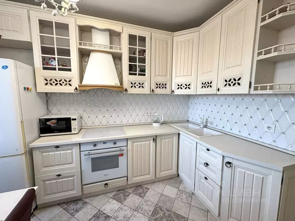 1-к кв. Астраханская область, Астрахань ул. Савушкина, 6Е (42.0 м) - Фото 2