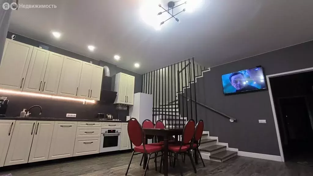 Дом в Калининград, Владимирская улица, 39В (198 м) - Фото 1