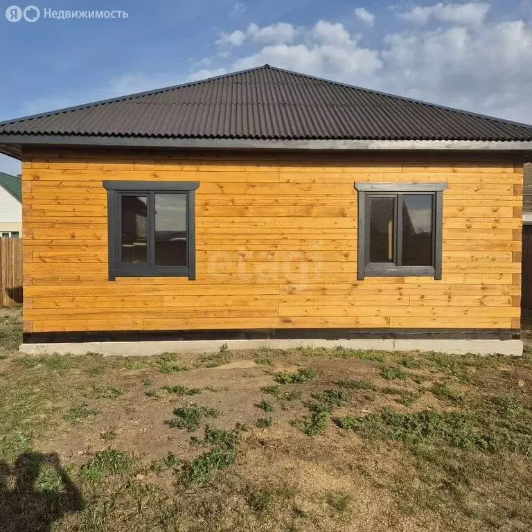 Дом в Иволгинский район, сельское поселение Гурульбинское, село ... - Фото 1