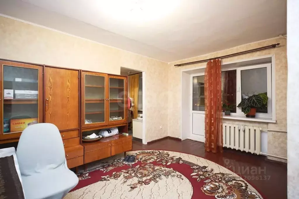 2-к кв. Тюменская область, Тюмень Киевская ул., 60 (44.4 м) - Фото 0