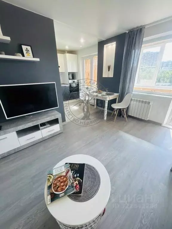 2-к кв. Свердловская область, Екатеринбург ул. Машинная, 12 (48.1 м) - Фото 1