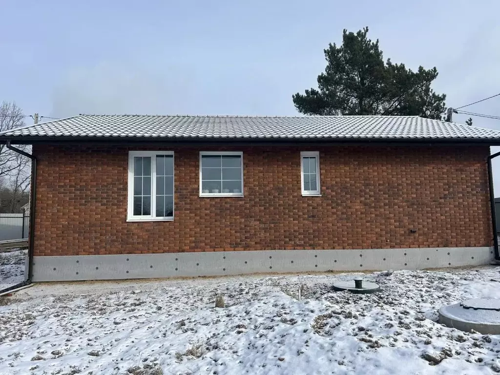 Дом в Калужская область, Боровский муниципальный округ, д. Вашутино  ... - Фото 1