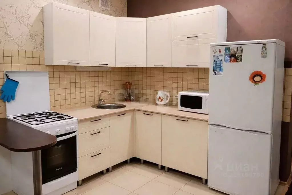 2-к кв. Белгородская область, Белгород Гражданский просп., 56 (52.0 м) - Фото 1