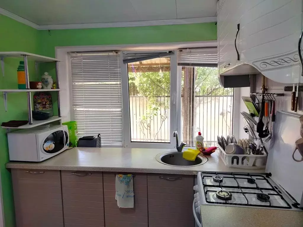 Дом в Краснодарский край, Динская ст-ца ул. Кирпичная, 59 (50 м) - Фото 2