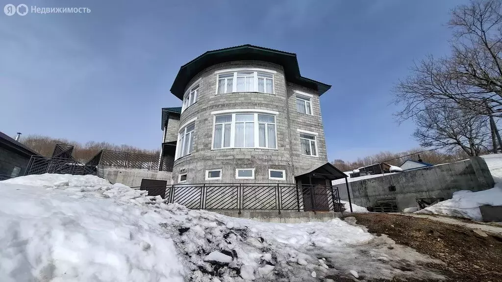 Дом в Петропавловск-Камчатский, улица Дружбы (258 м) - Фото 2