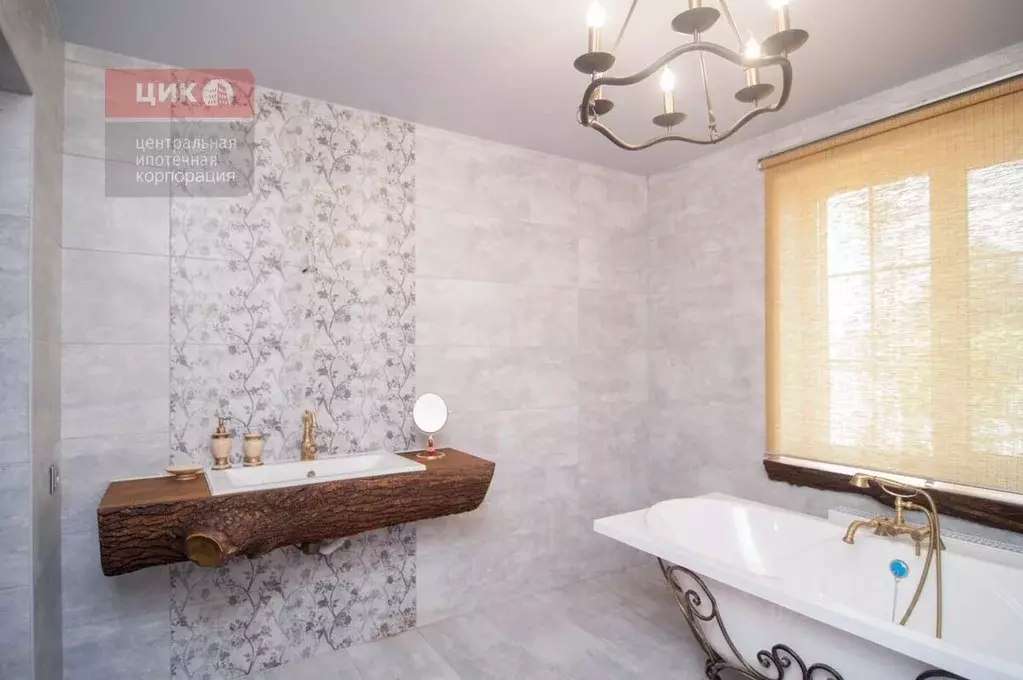 Дом в Рязанская область, Спасский муниципальный округ, с. Новики ул. ... - Фото 1