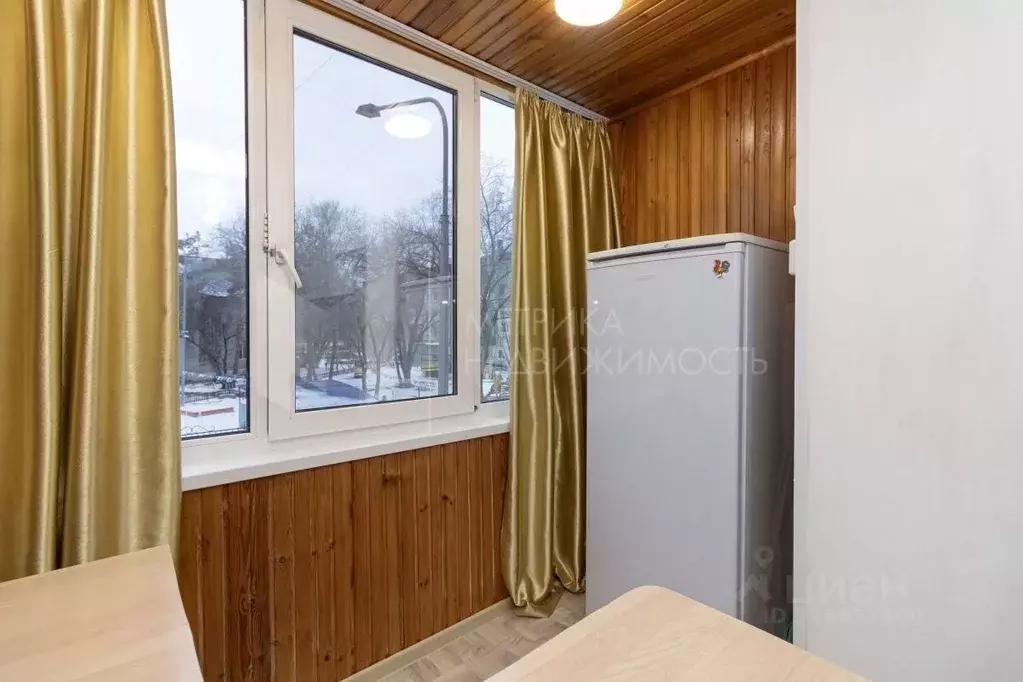 Студия Тюменская область, Тюмень Харьковская ул., 69а (12.1 м) - Фото 1